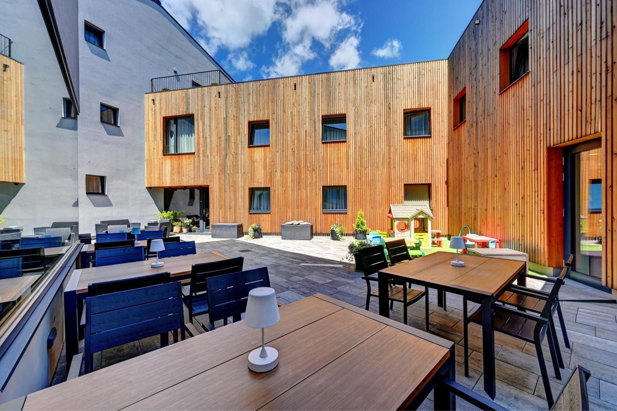 Wellness Hotel Fenix Liberec Exterior foto